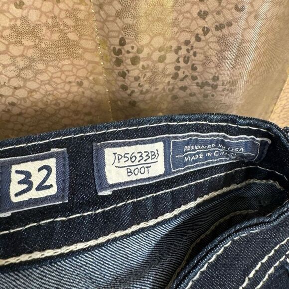 Miss Me Dark Blue Rhinestone Cross Pocket Denim Boot Cut Jeans 32 Altered - Picture 8 of 10